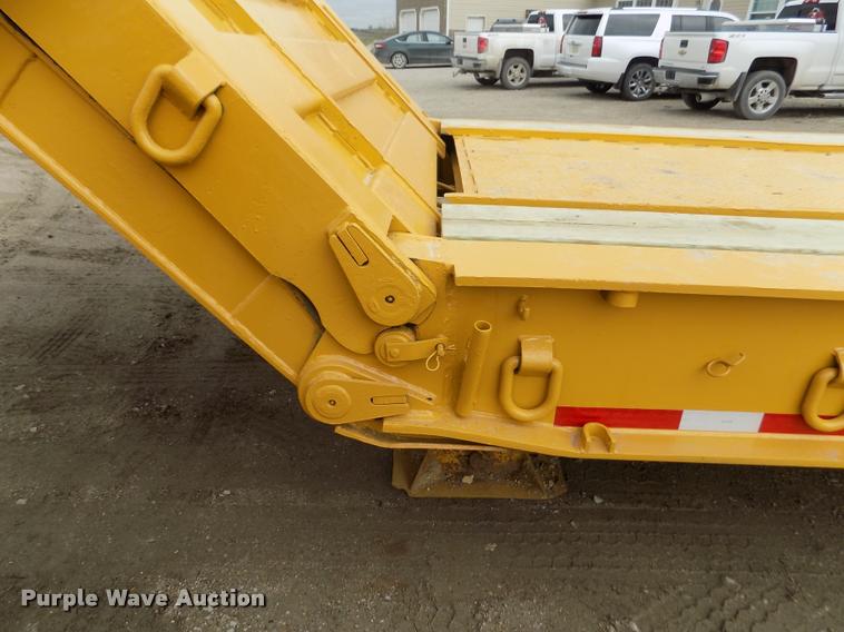 image for item DA0686 2000 Load King 403/4DFPR drop deck equipment trailer