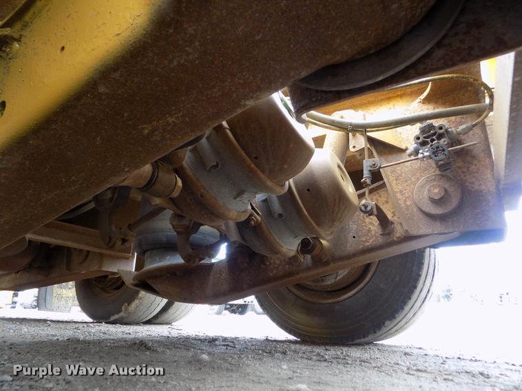 image for item DA0686 2000 Load King 403/4DFPR drop deck equipment trailer