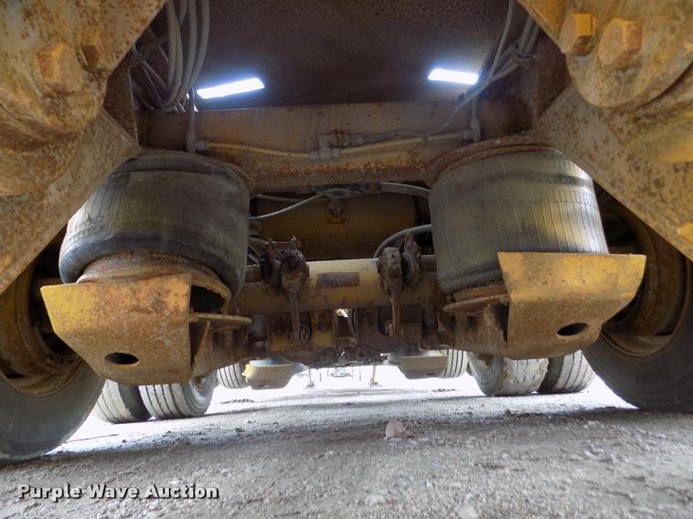 image for item DA0686 2000 Load King 403/4DFPR drop deck equipment trailer