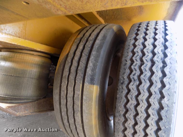 image for item DA0686 2000 Load King 403/4DFPR drop deck equipment trailer