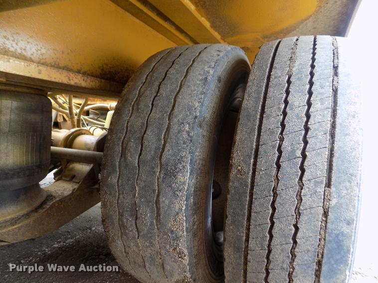 image for item DA0686 2000 Load King 403/4DFPR drop deck equipment trailer