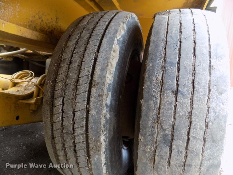 image for item DA0686 2000 Load King 403/4DFPR drop deck equipment trailer