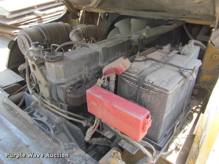 image for item DA1002 Caterpillar P7000 forklift