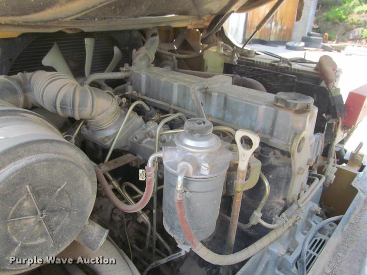 image for item DA1002 Caterpillar P7000 forklift