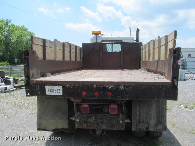 image for item DA1003 1994 Peterbilt 378 dump truck
