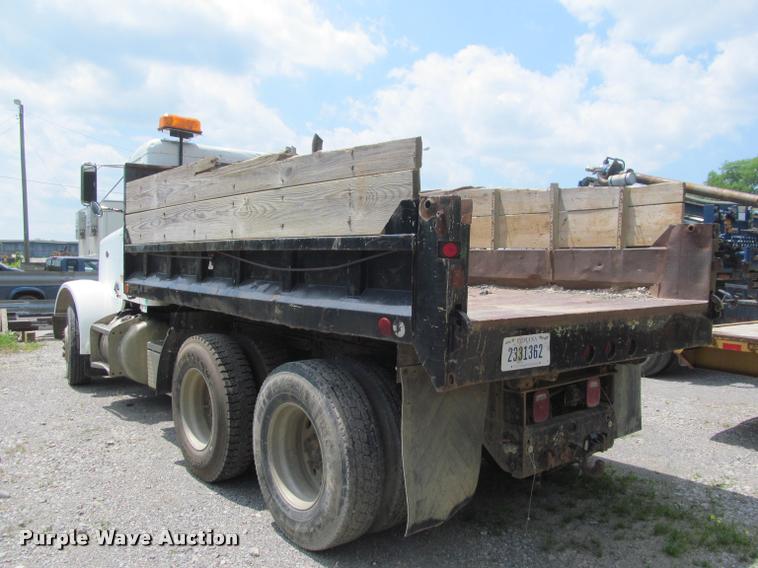 image for item DA1003 1994 Peterbilt 378 dump truck