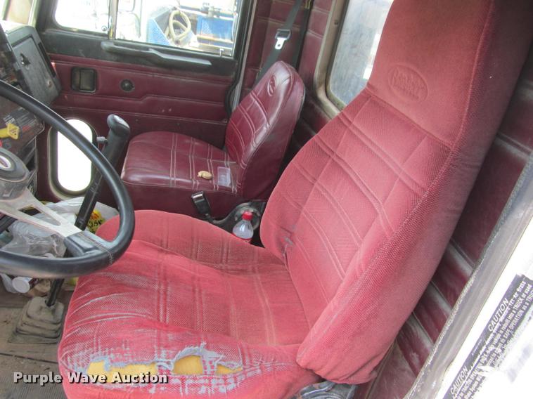 image for item DA1003 1994 Peterbilt 378 dump truck