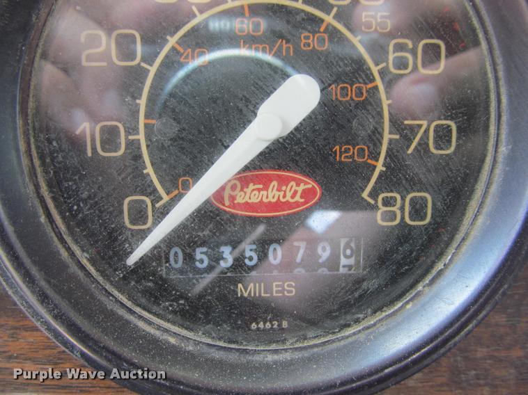 image for item DA1003 1994 Peterbilt 378 dump truck