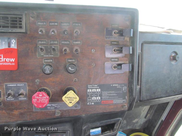 image for item DA1003 1994 Peterbilt 378 dump truck