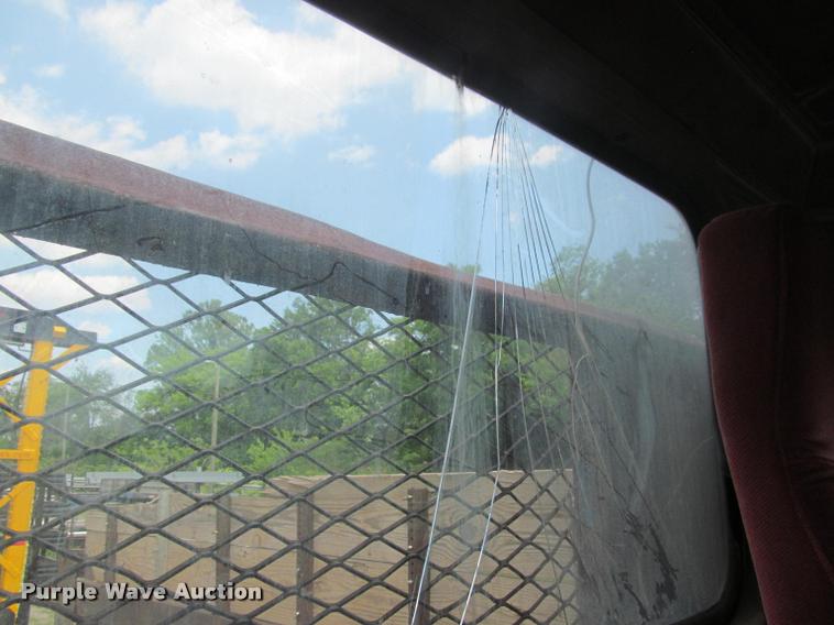 image for item DA1003 1994 Peterbilt 378 dump truck