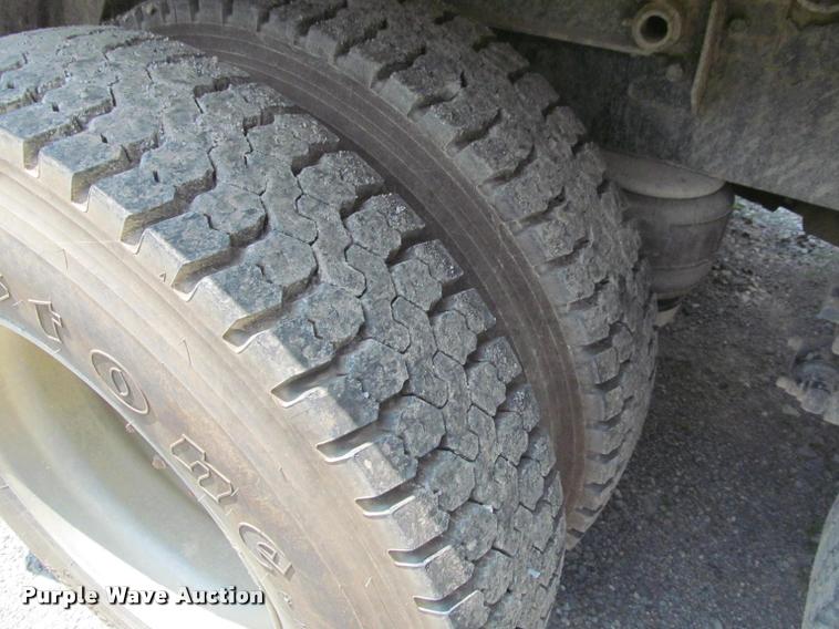 image for item DA1003 1994 Peterbilt 378 dump truck