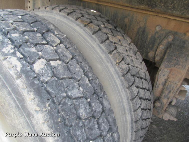 image for item DA1003 1994 Peterbilt 378 dump truck