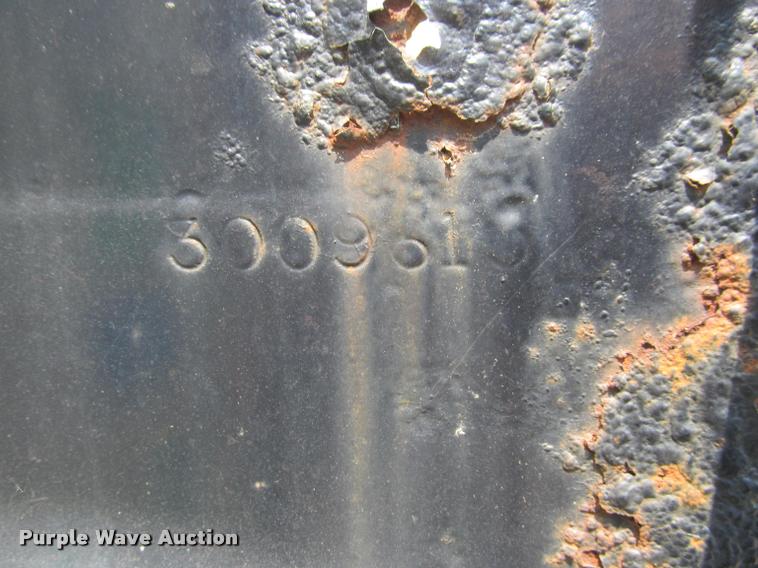 image for item DA1003 1994 Peterbilt 378 dump truck