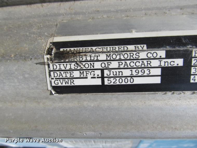 image for item DA1003 1994 Peterbilt 378 dump truck