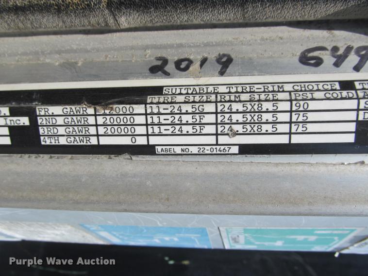 image for item DA1003 1994 Peterbilt 378 dump truck