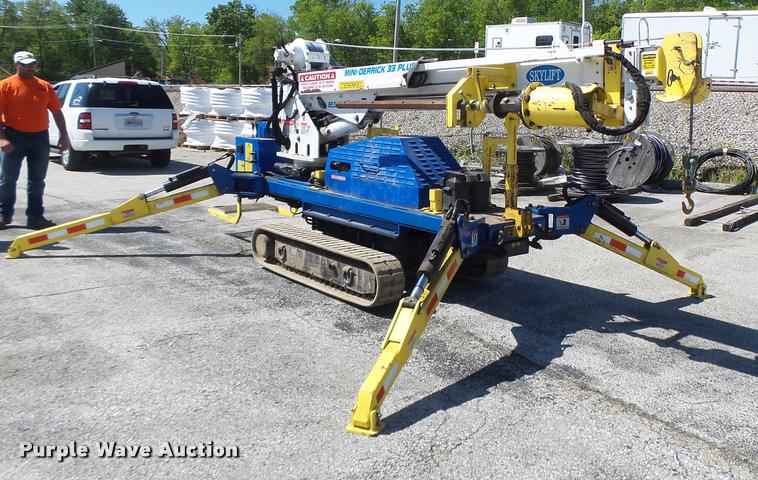 image for item DA3482 2008 Skylift Mini-Derrick 33 derrick digger