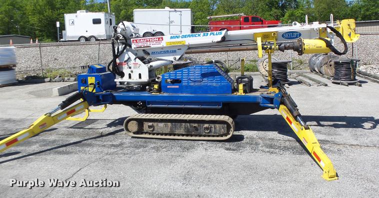 image for item DA3482 2008 Skylift Mini-Derrick 33 derrick digger