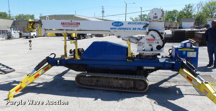 image for item DA3482 2008 Skylift Mini-Derrick 33 derrick digger