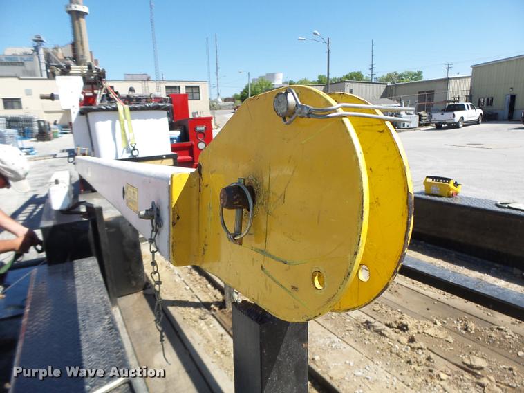 image for item DA3482 2008 Skylift Mini-Derrick 33 derrick digger