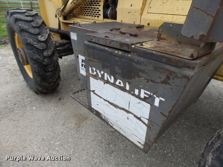 image for item DA3488 1994 Gehl 882 telehandler