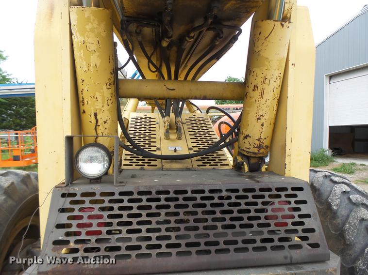 image for item DA3488 1994 Gehl 882 telehandler