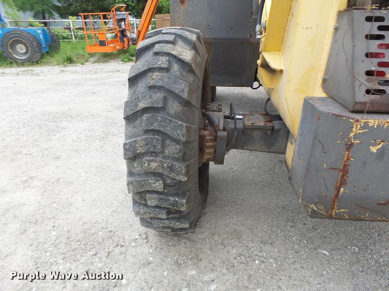 image for item DA3488 1994 Gehl 882 telehandler