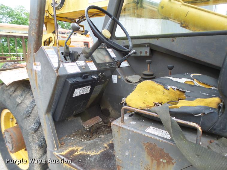 image for item DA3488 1994 Gehl 882 telehandler