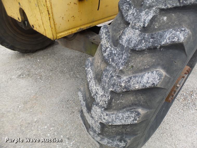 image for item DA3488 1994 Gehl 882 telehandler