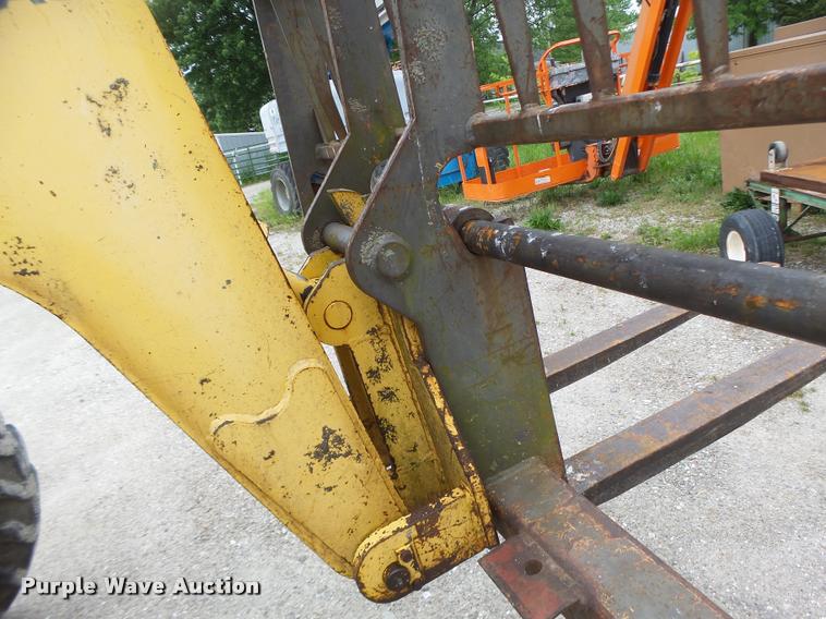 image for item DA3488 1994 Gehl 882 telehandler