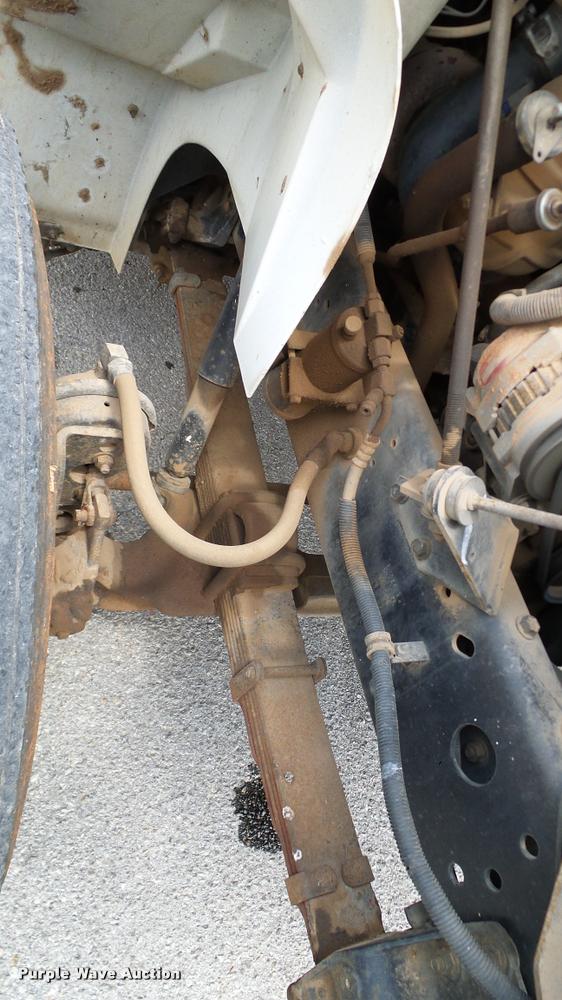 image for item DA6163 1994 International 8100 dump truck