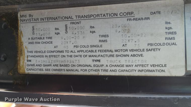 image for item DA6163 1994 International 8100 dump truck