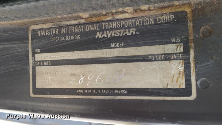 image for item DA6163 1994 International 8100 dump truck