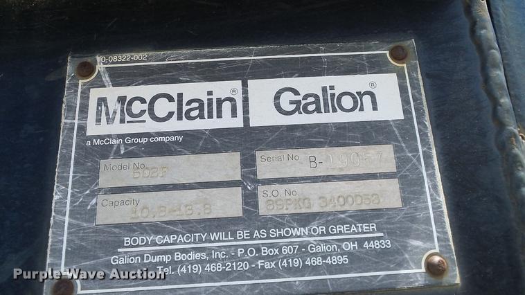 image for item DA6164 2002 International F4900 dump truck