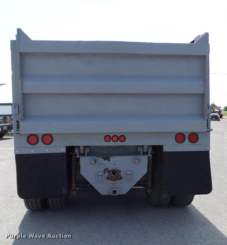 image for item DA6165 1997 Mack CH613 dump truck