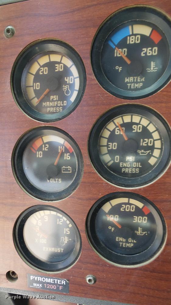 image for item DA6165 1997 Mack CH613 dump truck