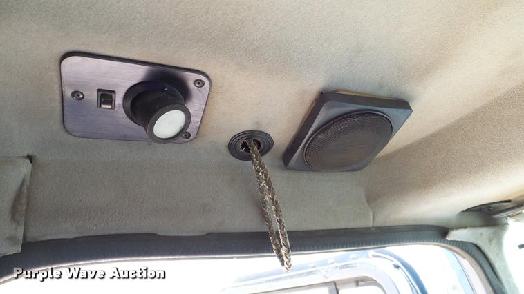 image for item DA6165 1997 Mack CH613 dump truck