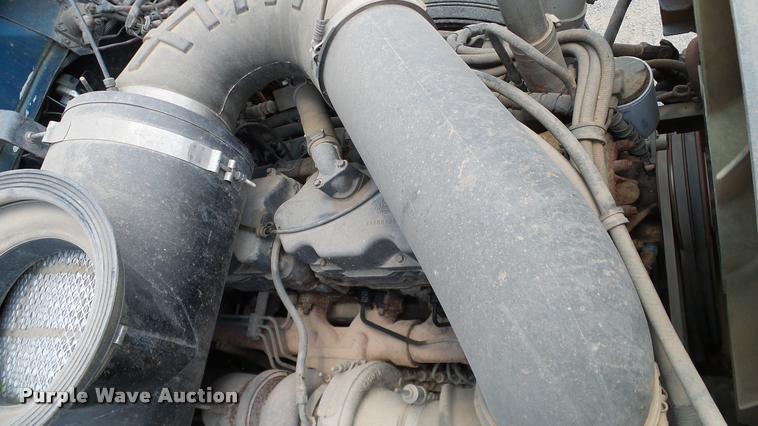 image for item DA6165 1997 Mack CH613 dump truck