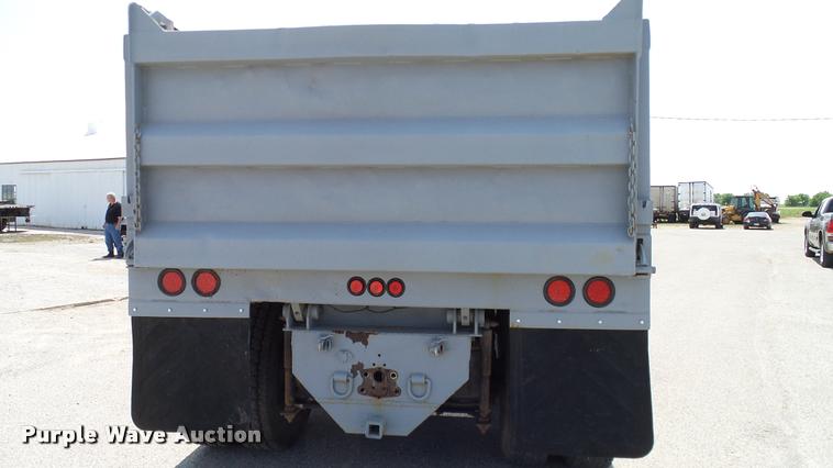 image for item DA6165 1997 Mack CH613 dump truck