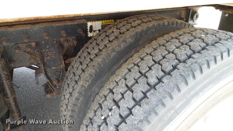 image for item DA6165 1997 Mack CH613 dump truck