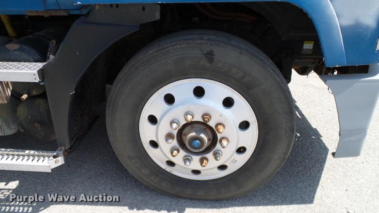 image for item DA6165 1997 Mack CH613 dump truck