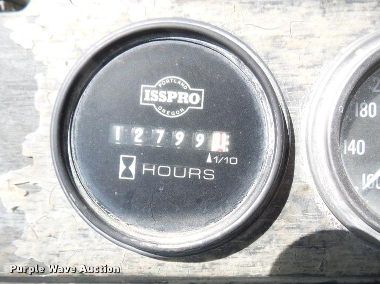 image for item DA6250 1987 Freightliner FLC112 tank truck