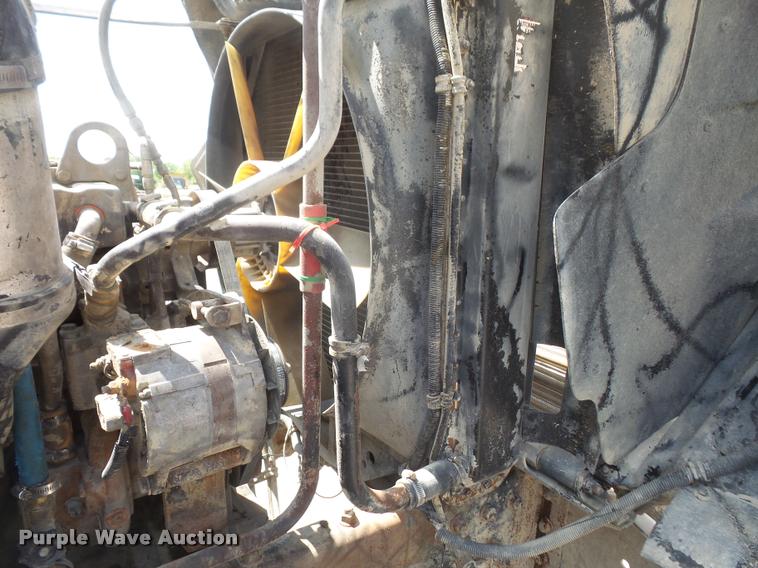 image for item DA6250 1987 Freightliner FLC112 tank truck