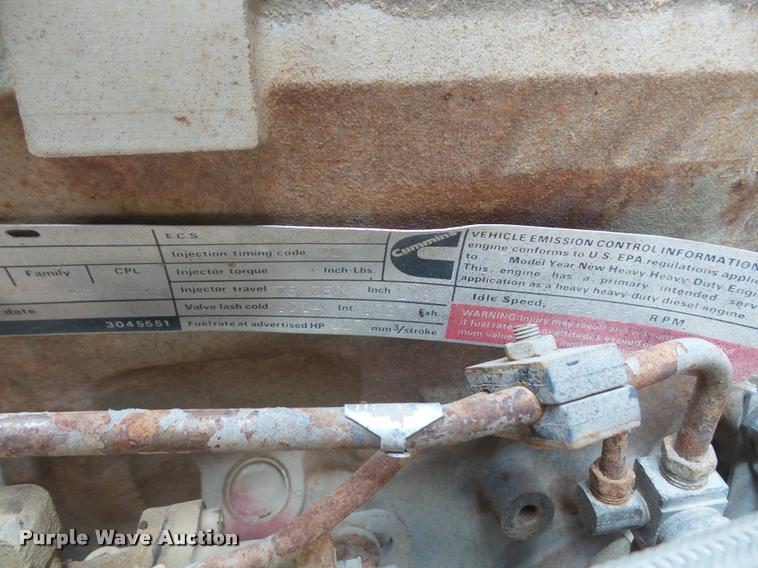 image for item DA6250 1987 Freightliner FLC112 tank truck