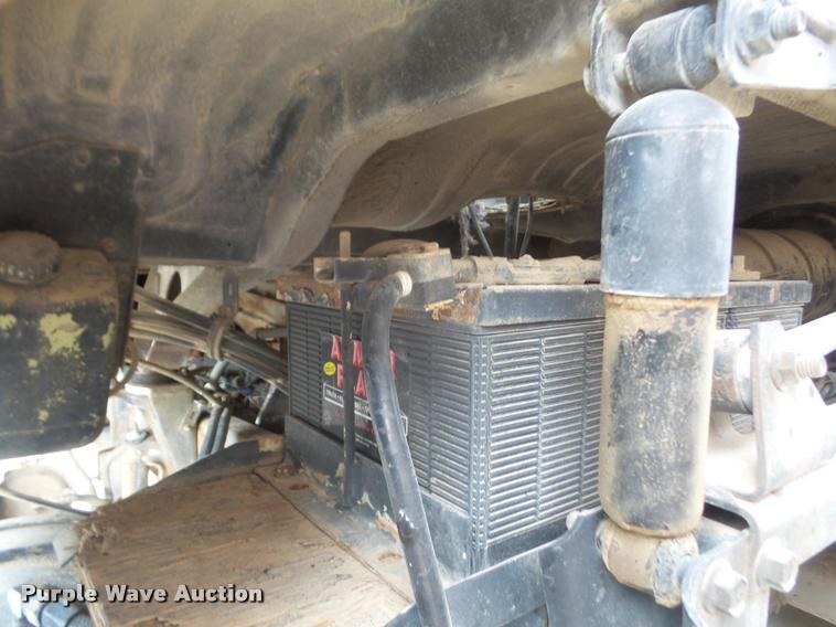 image for item DA6250 1987 Freightliner FLC112 tank truck