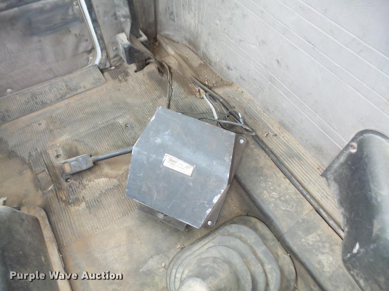 image for item DA6254 1999 International 8100 service truck