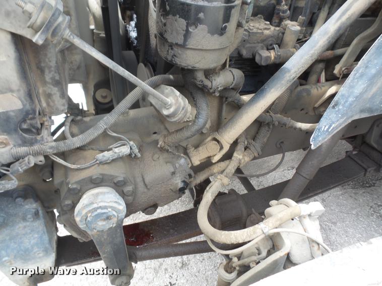 image for item DA6254 1999 International 8100 service truck