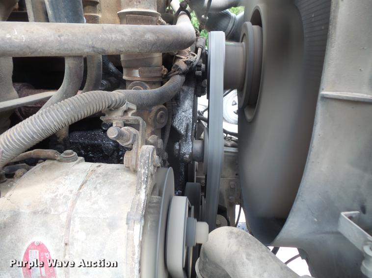 image for item DA6254 1999 International 8100 service truck