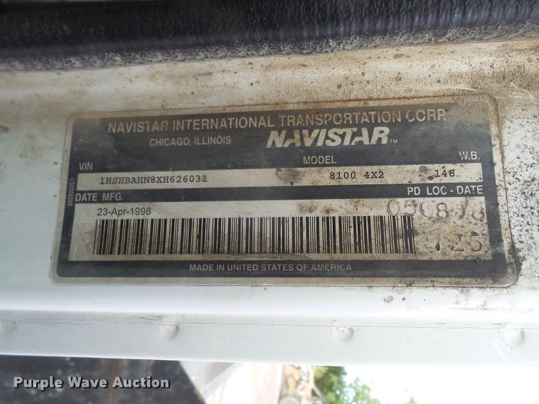 image for item DA6254 1999 International 8100 service truck