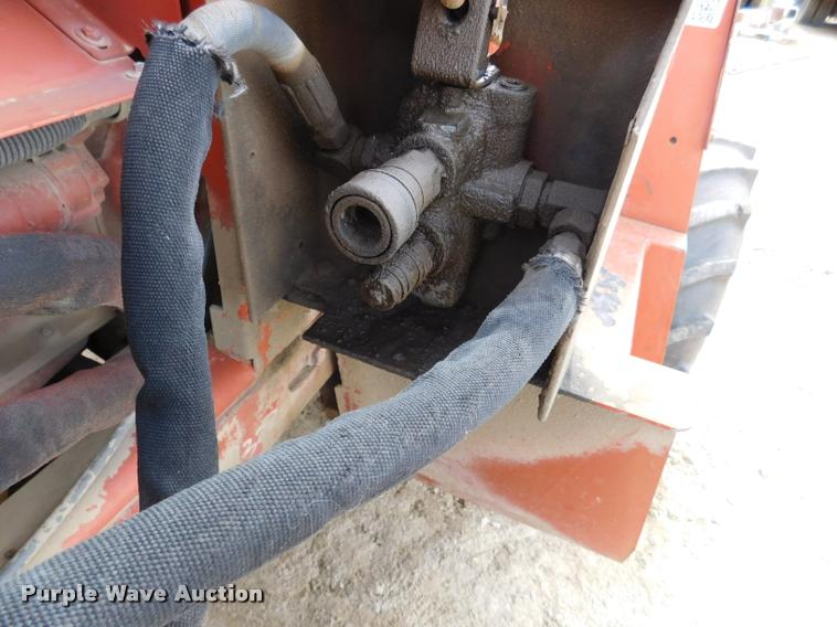 image for item DA6284 2001 Ditch Witch 3700 trencher