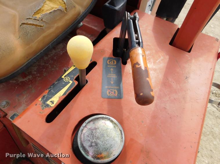 image for item DA6284 2001 Ditch Witch 3700 trencher